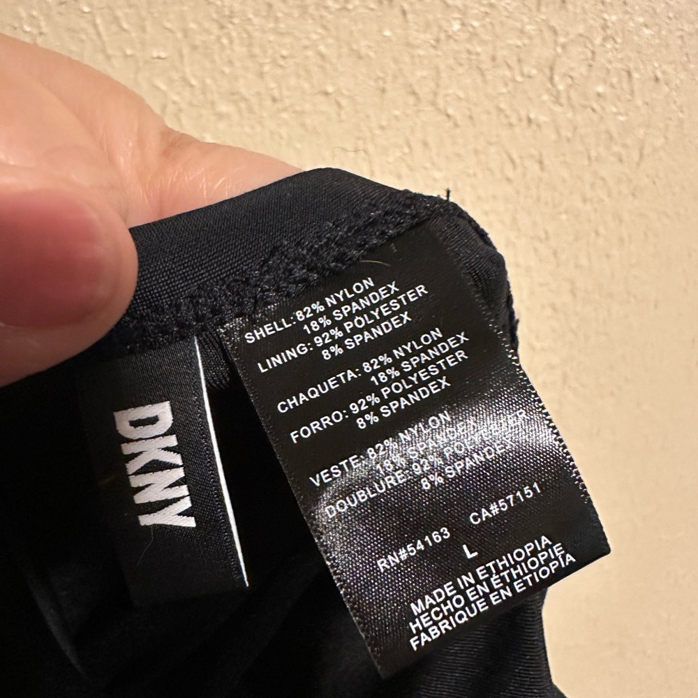 DKNY Swimsuit Size Large One Piece‎ New with tags - Picture 7 of 11